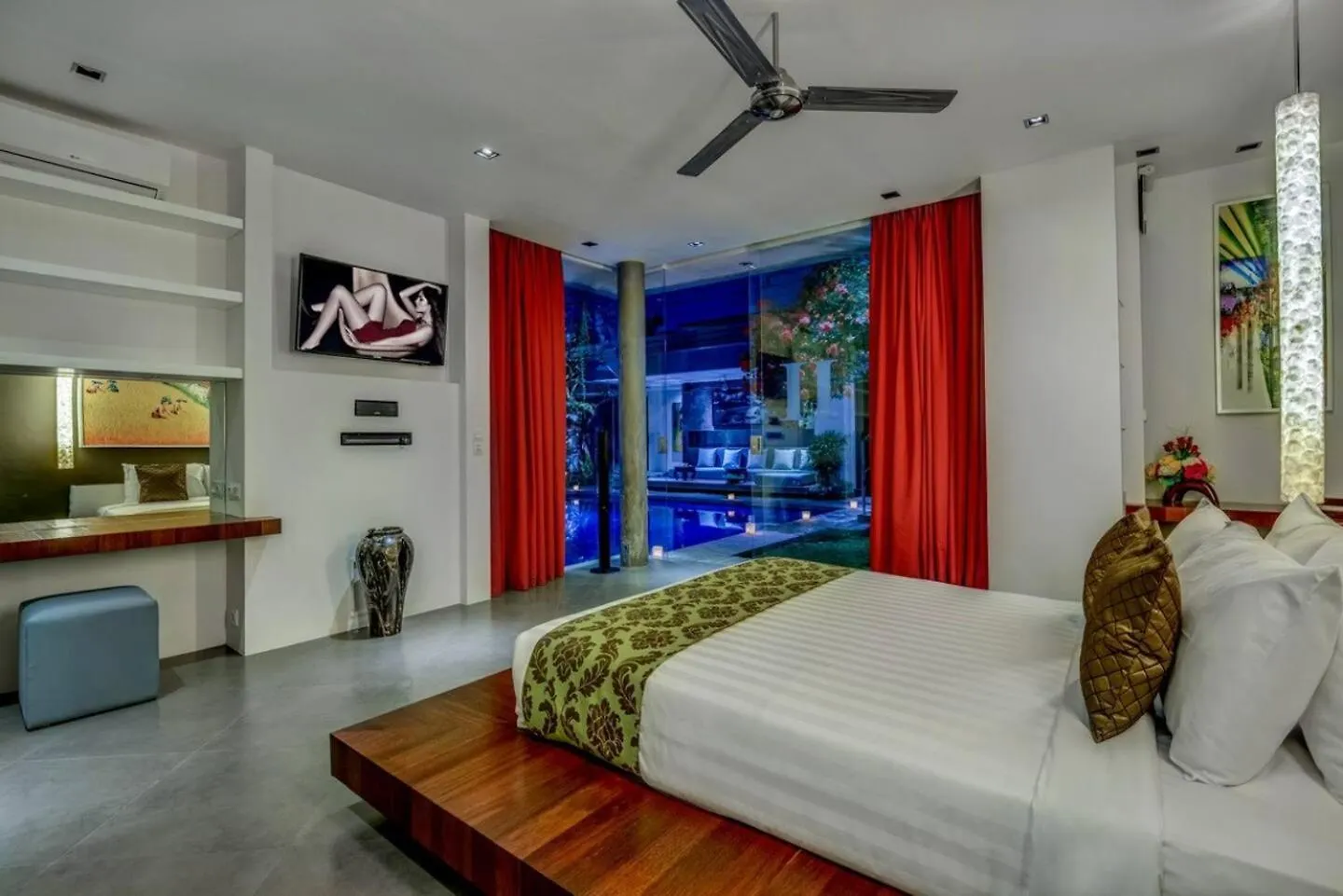 Stunning 4 Bed, Butler Service, Security, Central Villa Seminyak (Bali)
